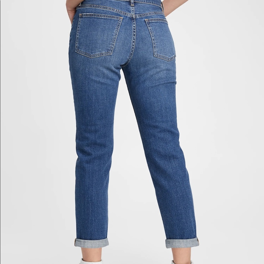 Gap mid rise girlfriend jeans